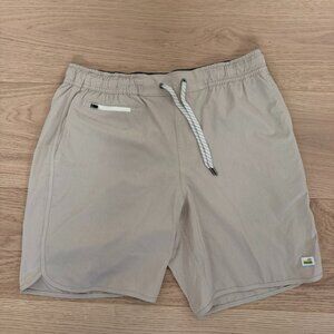 Vuori Banks Shorts - Cashew